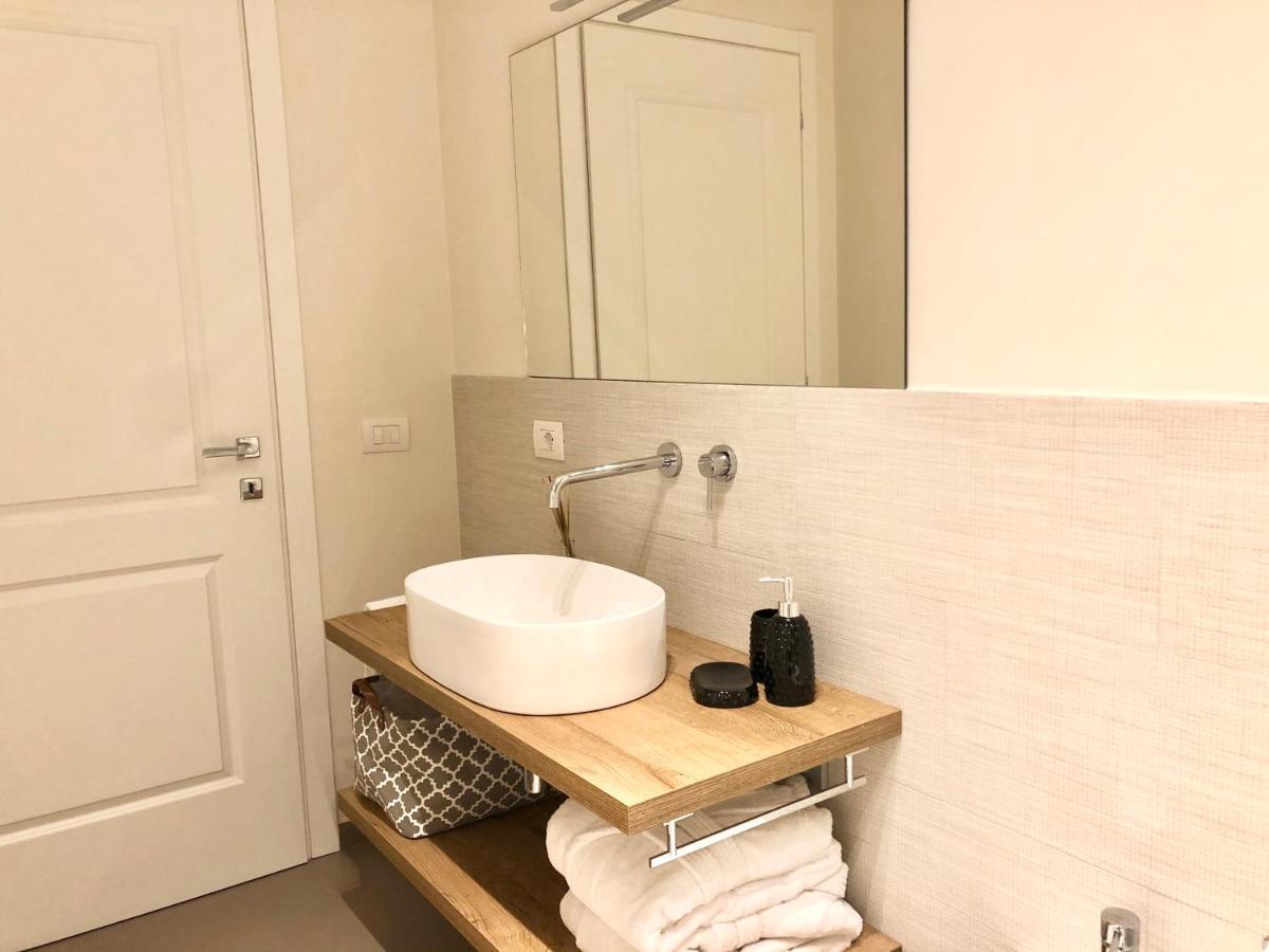 Opera Luxury Rosmini Apartment Rome Exterior photo